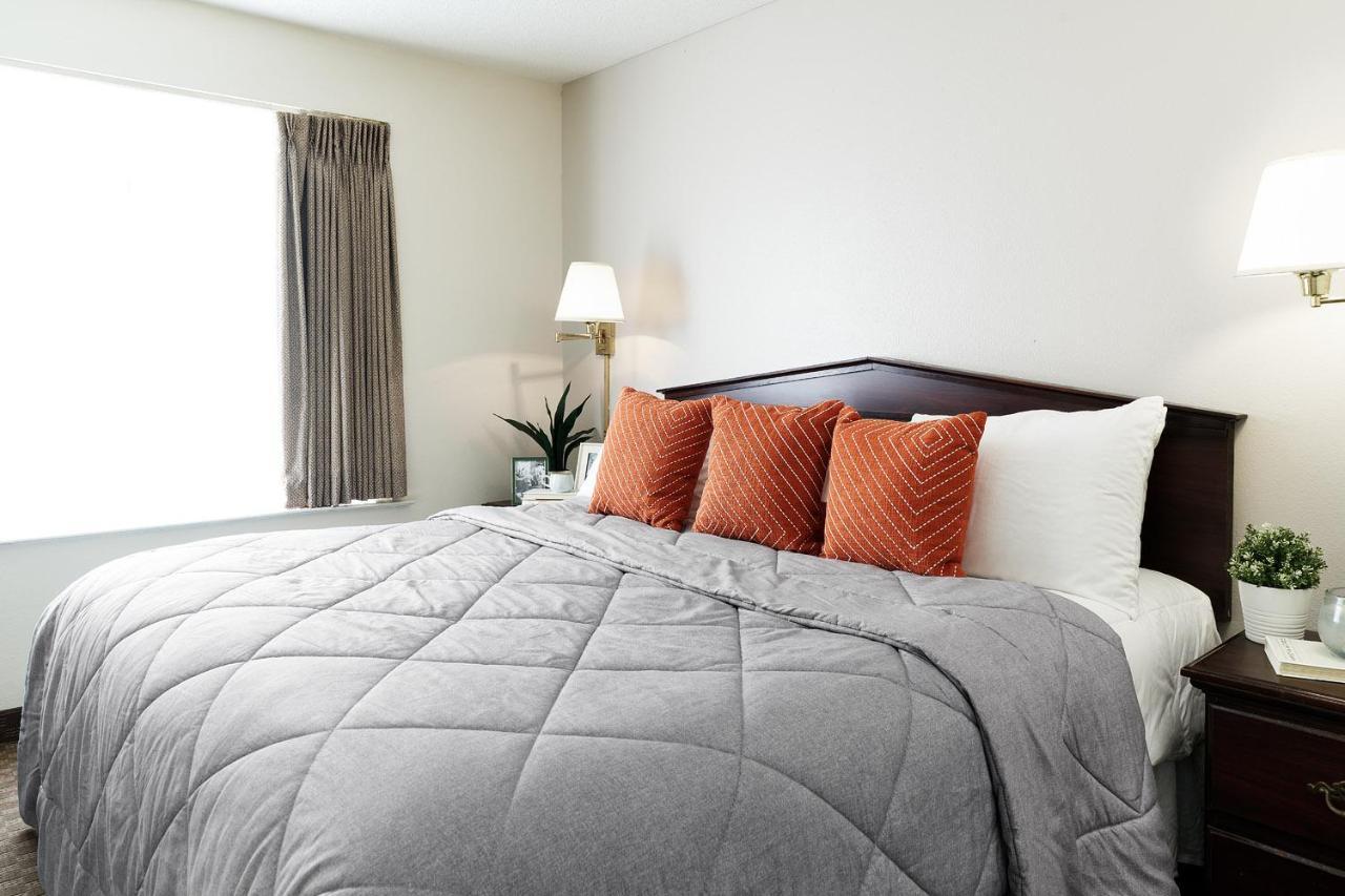 Intown Suites Extended Stay Marietta Ga - Town Center Кенесоу Екстериор снимка