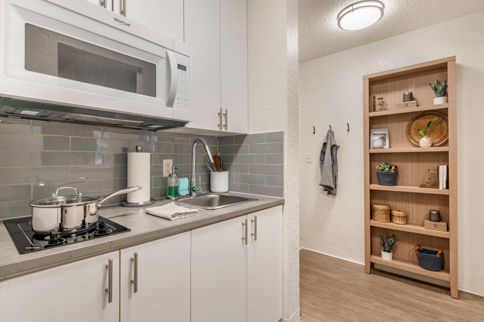 Intown Suites Extended Stay Marietta Ga - Town Center Кенесоу Екстериор снимка