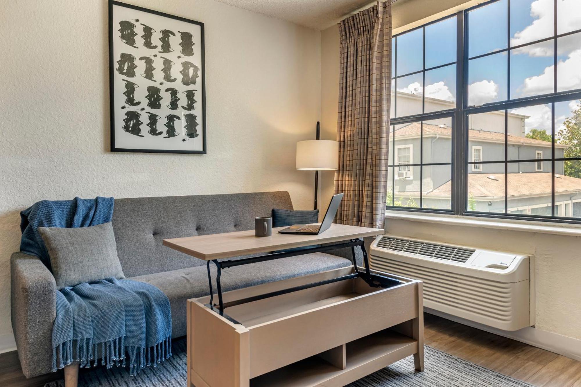 Intown Suites Extended Stay Marietta Ga - Town Center Кенесоу Екстериор снимка