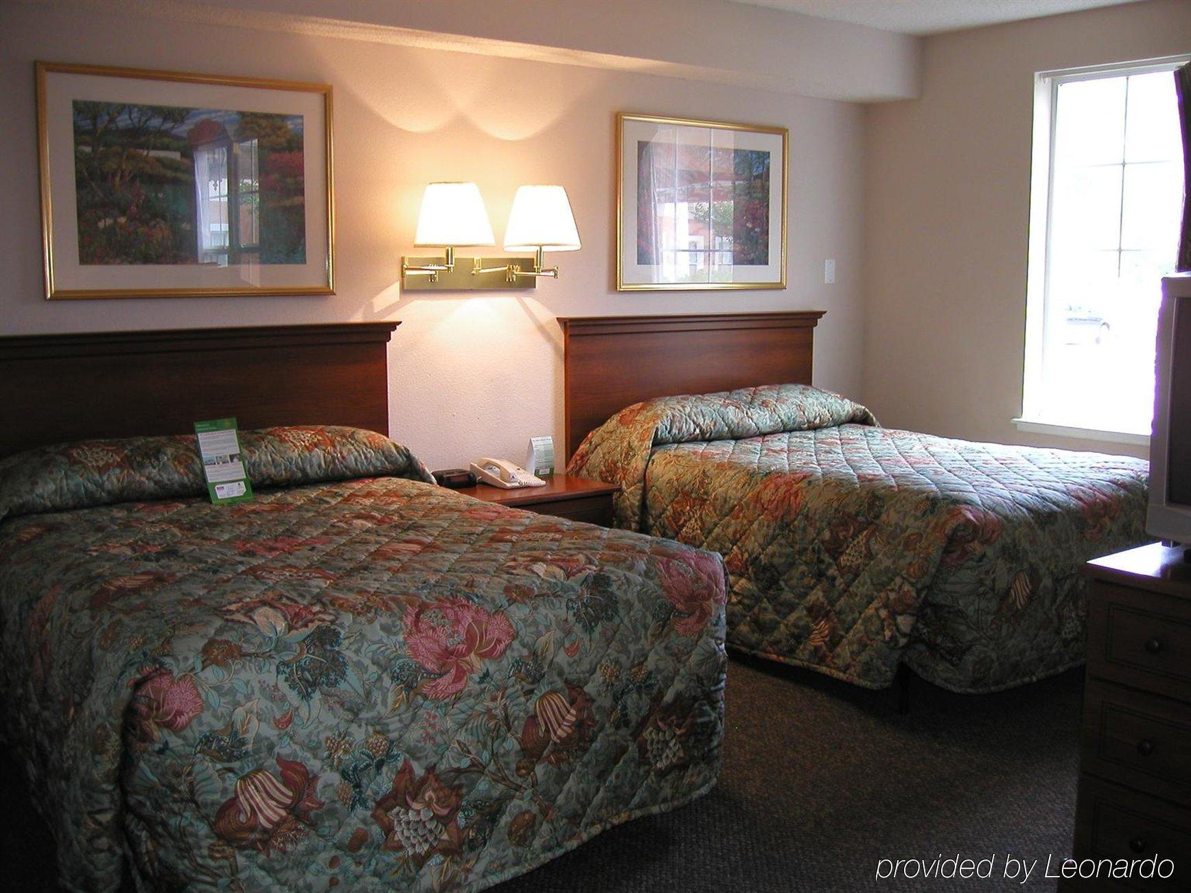 Intown Suites Extended Stay Marietta Ga - Town Center Кенесоу Екстериор снимка